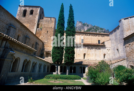 Saint-Guilhem-le-Desert Languedoc und Roussillon 8. Jahrhundert Kloster Klöster Stockfoto