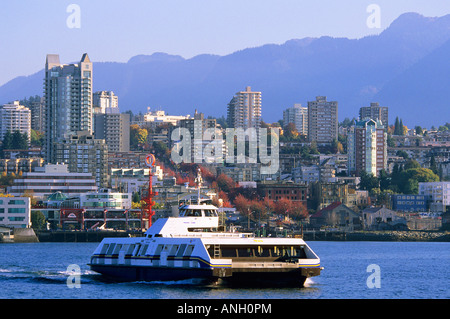 Meer Bus überqueren Burrard Inlet, Vancouver, Britisch-Kolumbien, Kanada. Stockfoto