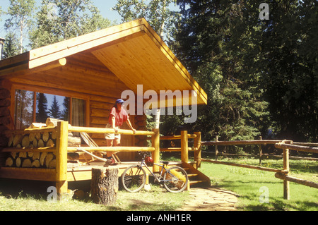 Ferienhaus, Ten-Ee-ah Lodge, Spout Lake, Cariboo Country, Britisch-Kolumbien, Kanada. Stockfoto