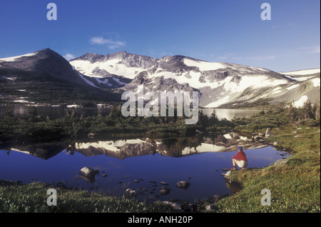 Wandern in der Nähe von Alpensee, Tweedsmuir Park, Britisch-Kolumbien, Kanada. Stockfoto