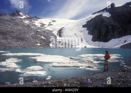 Wanderer im Lost Lake, Tweedsmuir Park, Britisch-Kolumbien, Kanada. Stockfoto