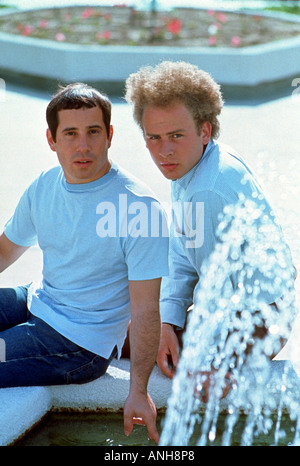 Paul SIMON und Art GARFUNKEL U.S.-folk-Duo mit Simon auf der linken Seite Stockfoto