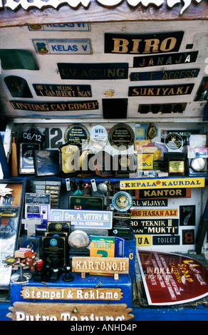 Stampel Graveure Stall, Bandung, Indonesien Stockfoto