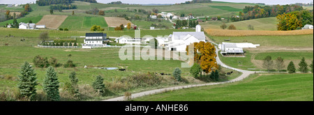 Panorama der Amischen Bauernhof Szene im Bereich Millersburg und Sugarcreek des Holms County Ohio Stockfoto