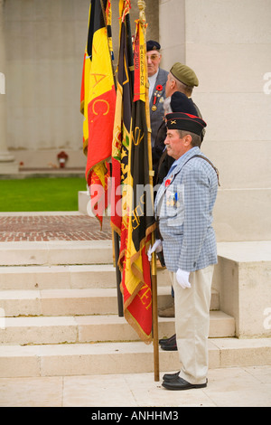 Letzter Post Zeremonie am Ploegsteert Denkmal auf die fehlende im 1. Weltkrieg in Belgien Stockfoto