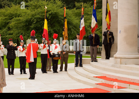 Letzter Post Zeremonie am Ploegsteert Denkmal auf die fehlende im 1. Weltkrieg in Belgien Stockfoto