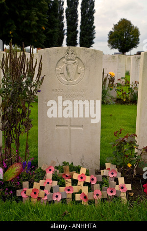 Private J Condon. Um 14 Uhr wahrscheinlich der jüngste Soldat im 1. Weltkrieg britische sterben zwingt. Poelkapelle British Cemetery in Belgien Stockfoto