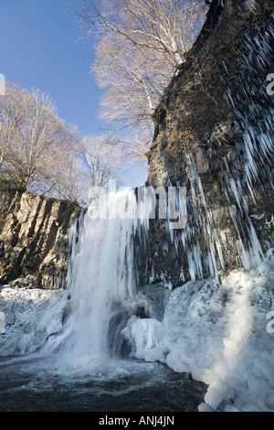 Im Winter ist die Entraigues Kaskade (Puy de Dôme - Frankreich). La cascade d' Entraigues, En Hiver (Puy de Dôme - Frankreich). Stockfoto