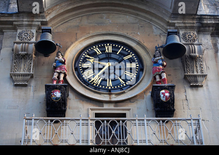Uhr auf Christuskirche mit St Ewan und St George Broad Street Bristol England Stockfoto
