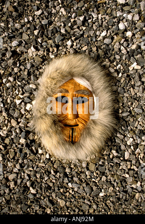 AK Alaska Gates Arctic National Park Anaktuvuk Pass Eskimo Dorf Karibu Masken basteln North American Indian Native Amer Stockfoto