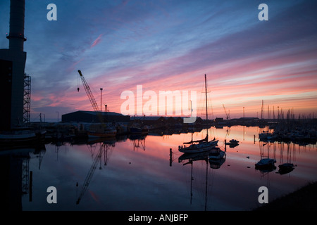 Hafen bei Sonnenuntergang, Shoreham, Sussex, England Stockfoto