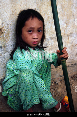 Young Black Hmong-Mädchen in der Nähe von SaPa Nordvietnam Stockfoto