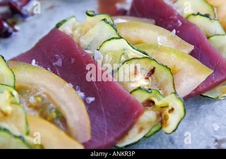 Thunfisch mit Gemüse Pontevedra Galizien Spanien Stockfoto