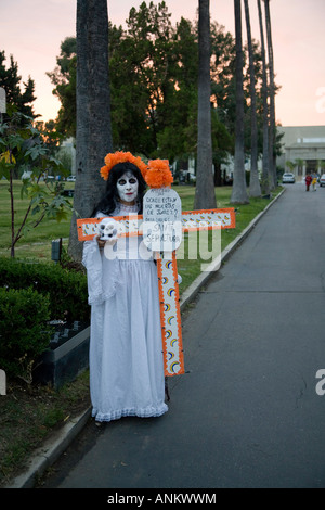 Teilnehmer am Tag der Toten Festival auf dem Hollywood Forever Cemetery Stockfoto