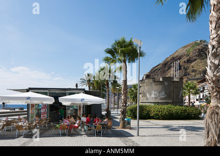 Direkt am Meer Cafe, Ribeira Brava, Südküste, Madeira, Portugal Stockfoto