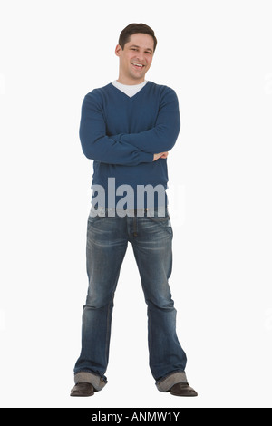 Mann mit verschränkten Armen Stockfoto