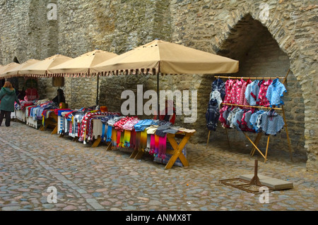 Marktstände in Altstadt Tallinn Estland Stockfoto