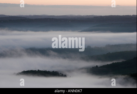 Driften am frühen Morgen Nebel Landschaft panorama Stockfoto