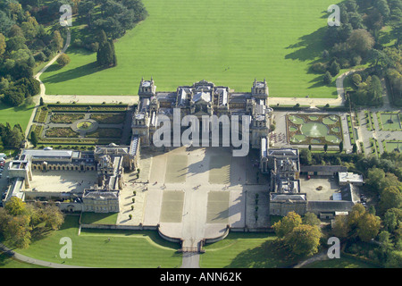 Luftaufnahme von Blenheim Palace mit Gartenanlage in der Nähe von Woodstock in Oxfordshire, einst die Heimat von Winston Churchill Stockfoto