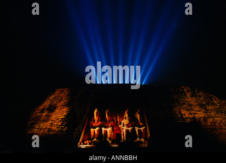 Große Tempel Abu Simbel-Ägypten-Laser-Licht-Show von Ra harakhte Stockfoto