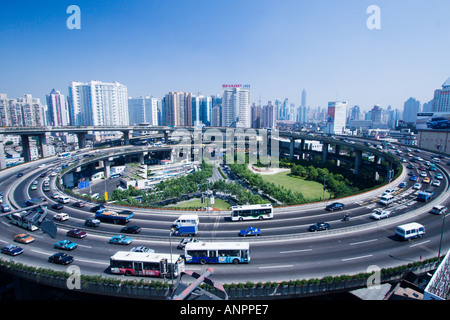 Nanpu-Brücke auf Rampe Shanghai China Stockfoto