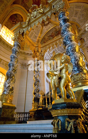 Der Altar in der Kapelle des Hotel des Invalides Paris Frankreich Stockfoto