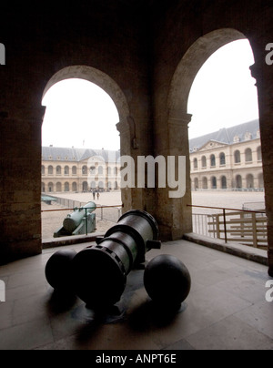 Ehrenhof Cour d'honnour Hotel des Invalides Paris Frankreich EU Stockfoto