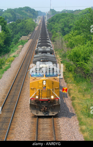 Union Pacific Coal Train Ost durch Genf Illinois USA reisen Stockfoto