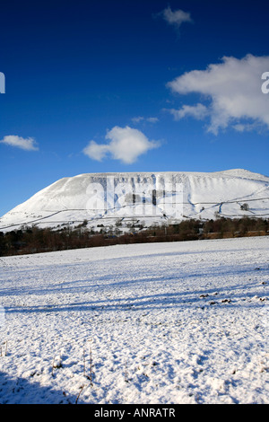 Winterschnee Grindslow Knoll Edale Tal Peak District Nationalpark Derbyshire England Großbritannien UK Europe Stockfoto