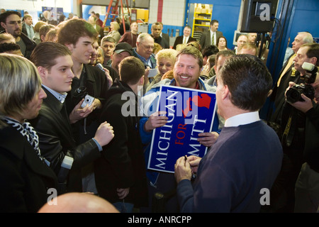 Warren Michigan Mitt Romney Kampagnen für das Präsidentenamt während einer Kundgebung in Macomb Community College Stockfoto