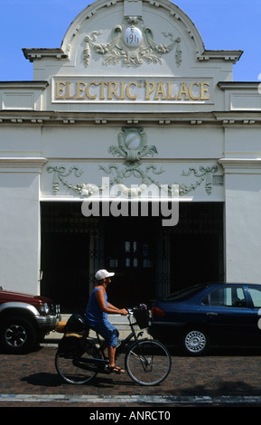 Die Electric Palace Cinema in Harwich Essex, England, ist eines der ältesten Kinos in Großbritannien, das Kino ist Denkmalgeschützte. Stockfoto