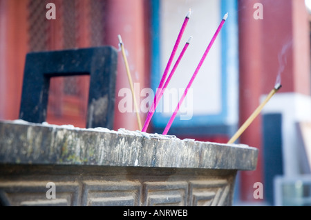 Weihrauch-sticks im Yongegong Tempel, Peking, China Stockfoto