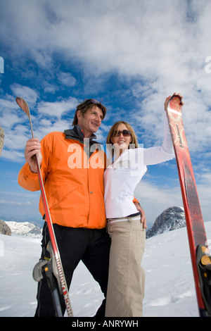 Skifahren im winter Stockfoto