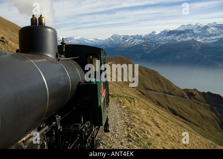 Mountain Train Rothorn Bahn zwischen Brienz und Brienzer Rothorn s Peak Alpen der Schweiz Stockfoto