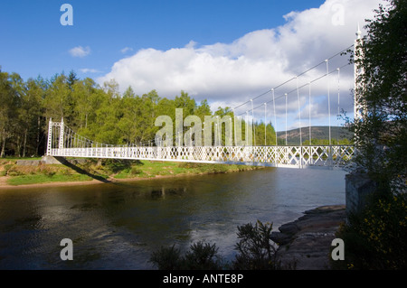 Cambus O'May viktorianischen Hängebrücke über den Fluss Dee, Aberdeenshire Stockfoto