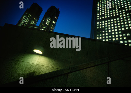 Tokyo Japan Wolkenkratzer Metropolitan Government Building in Shinjuku links Stockfoto