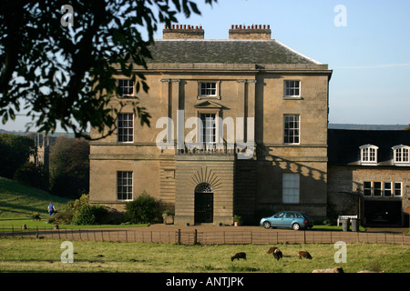 Papplewick Hall Papplewick Nottinghamshire fotografiert bilden einen öffentlichen Weg. Papplewick Hall stammt aus den frühen 1780er Jahren und ist vermutlich das Werk von William Lindley von Doncaster, fiel, Nottinghamshire, UK Stockfoto