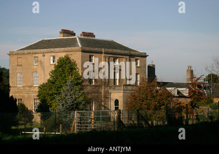 Papplewick Hall Papplewick Nottinghamshire fotografiert bilden einen öffentlichen Weg. Papplewick Hall stammt aus den frühen 1780er Jahren und ist vermutlich das Werk von William Lindley von Doncaster, fiel, Nottinghamshire, UK Stockfoto