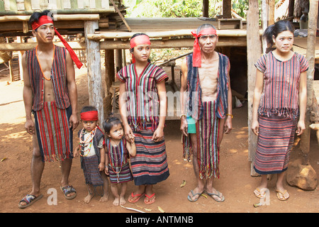 Stammes-Dorfbewohner Tracht Stockfoto