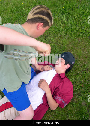 Gewalt zwischen Schülern Stockfoto