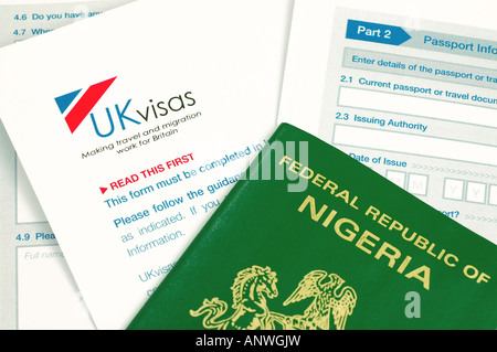 UK Visa Antragsformular und nigerianischen Pass Stockfoto