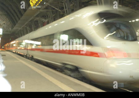 Intercity-Express-Zug Deutschland Stockfoto