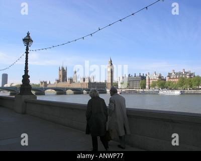 Der Palace of Westminster Big Ben Westminster Bridge und der Themse Stockfoto