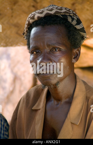 Afrika, Mali, Dogon Mann in das Dorf Idjeli Na Stockfoto