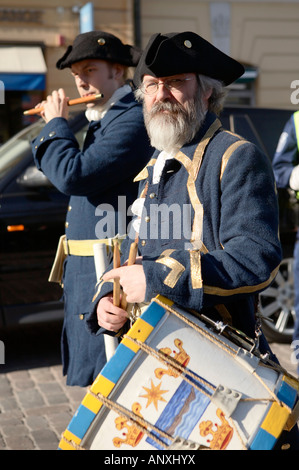 Eine Parade der Helsinki History Tag Association (Helsingin Historiapäiväyhdistys) während der Party Helsinki, Helsinki, Finnland Stockfoto