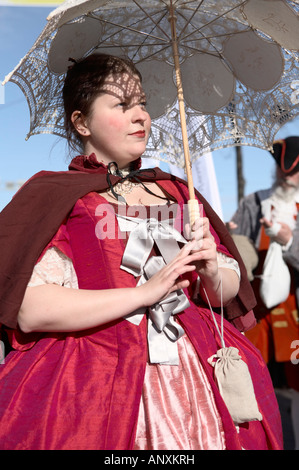 Eine Parade der Helsinki History Tag Association (Helsingin Historiapäiväyhdistys) während der Party Helsinki, Helsinki, Finnland Stockfoto