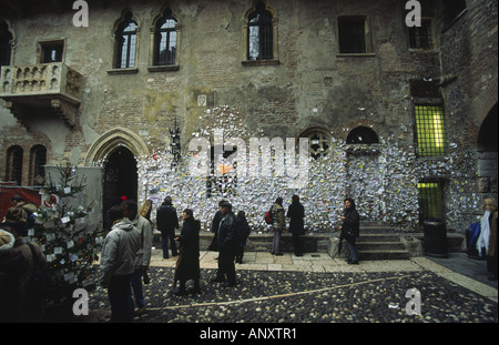 Julias Haus an Weihnachten Verona Venetien Italien Stockfoto