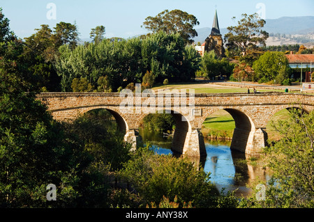 Australien, Tasmanien, Richmond. Richmond Bridge und Richmond Kirche - älteste in Deutschland. Stockfoto