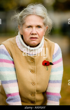 Lautsprecher Ecke Woman, rote Blume, Porträt-London Stockfoto