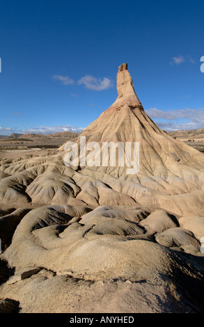 Castildeterra (Ton Schloss) Symbol und bekannteste geologische Formation des Bardenas Reales von Navarra, Spanien Stockfoto